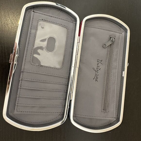 Thirty-One Hard Case Wallet Watercolor Garden Floral Pattern Gray Multicolor - Picture 4 of 7